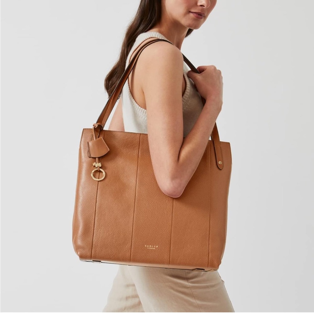 NWT RADLEY London Eaton Mews - Large Leather Ziptop Tote in Tan (w/ Radley bag)